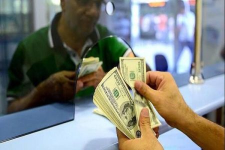 سوءاستفاده دلالان ارز از شهادت رییس‌جمهور/ نهادهای امنیتی در کمین دلالان ارز