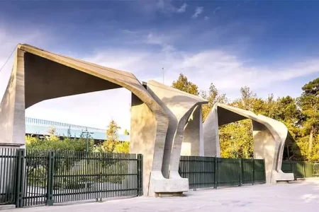 جذب چراغ خاموش هیات علمی دانشگاه‌ها در آخرین روزهای دولت؟/ خالص‌سازی استادان در دولت سیزدهم/ تاریخ دانشگاه این روزها را ندیده بود