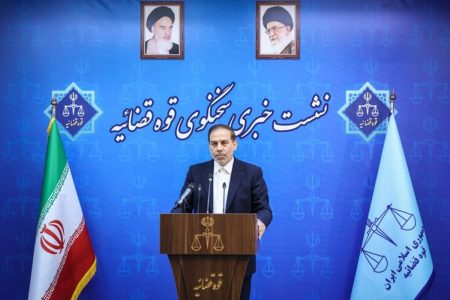 مجری برنامه ورزشی صدا و سیما احضار شد/ پرونده فساد در فوتبال به‌کجا رسید؟