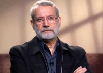 لاریجانی ظهر عاشورا به دفتر کدامیک از مراجع تقلید رفت؟/ عکس