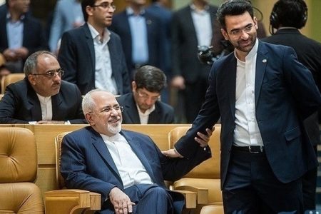 ۲ عکس از ظریف و پزشکیان در مراسم تنفیذ حکم ریاست جمهوری پزشکیان