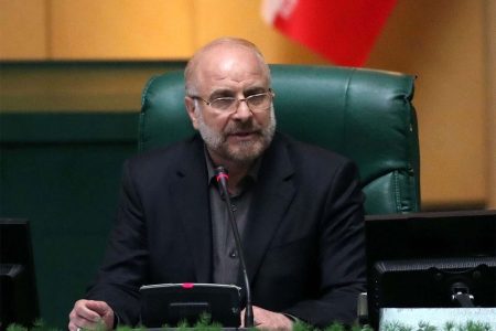 درخواست فوری قالیباف از دولت پزشکیان در خصوص فضای مجازی