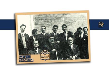 یک دادگاه نظامی پر هیاهو/ جزئیات