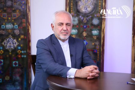 کوثری:ظریف باید از دولت برود /مجلس به حضور ظریف در دولت حساسیت بالایی دارد