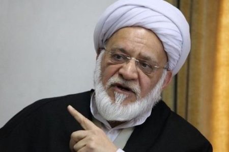 آقای مصباحی مقدم! سالهاست خودتان از ارکان تصمیم گیریهای اقتصادی بوده اید/ دست‌کم احترام قانونی که شورای فقهی را ایجاد کرده رعایت نمایید