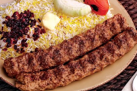 حقوق کارگران چلوکبابی‌ها در تهران ۵۰ سال پیش چقدر بود؟ / این ارقام عجیب را ببینید
