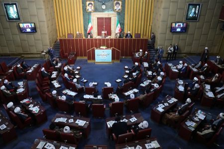 روزنامه اصولگرا : سخنان رهبر انقلاب در باره تعیین رهبر بعدی، سخن جدیدی نیست؛ در سال ۸۵ و ۹۴ هم گفته بودند