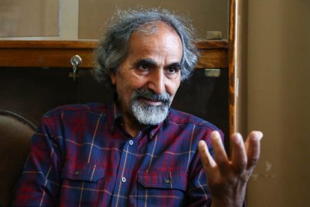 آزاد ارمکی: افزایش قیمت دلار داریم چون پول نداریم و خزانه خالیست/ دلار نداریم، ترامپ دارد می‌آید، جنگ دارد شروع می‌شود /چه ربطی به فیلترینگ دارد؟!