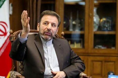واعظی: تندروها نمی توانند در مقابل «اراده مردم» مقاومت کنند/ گردش مالی بالای فروش فیلترشکن، یک تجارت مافیایی ایجاد کرده است