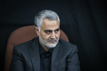 عکسی از پوستر سایت رهبری از سردار سلیمانی/ پرچم کارآمدی جمهوری اسلامی