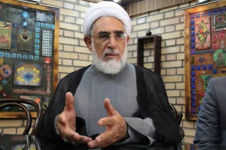طعنه منتجب نیا به سعید جلیلی: برخی دیپلمات های گذشته تفاوت بین مجمع عمومی سازمان ملل و پایگاه بسیج را متوجه نمی شدند/ترامپ دنبال جنگ با ایران نیست
