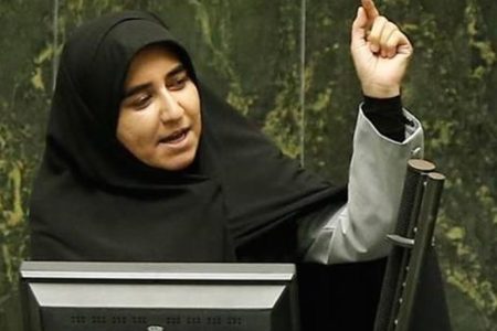 انتقاد تند یک نماینده زن از مجالس یازدهم و دوازدهم/ این مجلس، مثل مجلس قبلی برای انتخاب خانم‌ها در هیأت رئیسه، زن ستیزانه عمل می‌کند