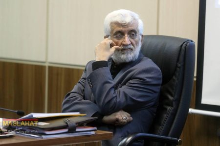 حمله دوباره سعید جلیلی به روحانی و کنایه به شعار وفاق پزشکیان/ آمادگی برای جنگ، مانع وقوع آن می‌شود