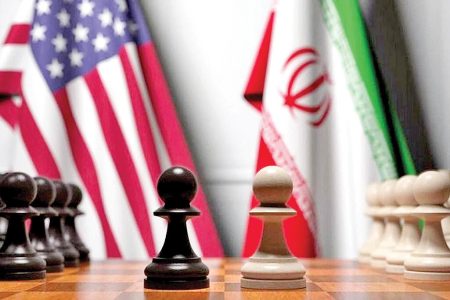 عبور تندروها از تصمیم نظام درباره مذاکره با آمریکا؟/ حقیقت پور: تندروها، نفوذی هستند/ نقوی حسینی: دوقطبی سازی نکنیم