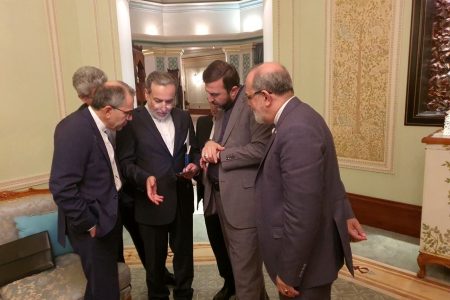 گمانه زنی درباره مدت زمان دور دوم مذاکرات ایران و آمریکا در ایتالیا/ رسانه وابسته به سازمان تبلیغات اسلامی: ممکن است دو طرف چند روز بیشتر در رم بمانند