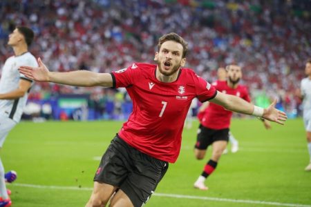 جواهرات و ساعت‌های گرانقیمت قهرمان اروپا به سرقت رفت!