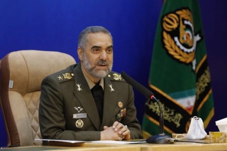 جانشین رییس ستاد کل نیروهای مسلح: تجهیزات نظامی ما آسیب چندانی ندیده است/ آن‌قدر تجهیزات داریم که می‌توانیم برای ۱۰ سال بجنگیم