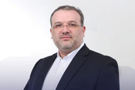 لایحه‌ «مقابله با انتشار محتوای خلاف واقع در فضای مجازی» می‌توانست برای آزادی بیان و جریان آزاد اطلاعات محدودیت ایجاد کند/ دولت از این تجربه درس بگیرد