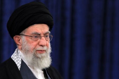 انتصاب نمایندگان رهبر انقلاب در شورای دفاع با حکم ایشان