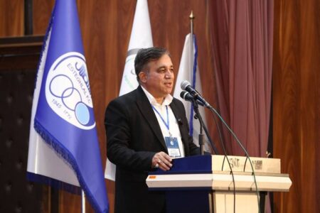 تاجرنیا در زاهدان برای پروژه بزرگ استقلال