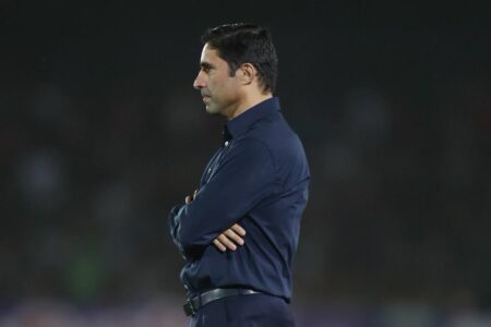 هاشمیان برای خودش در پرسپولیس جانشین تعیین کرد