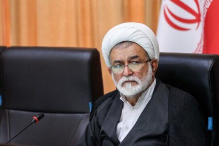 نماینده عسلویه: مکانیسم ماشه بیشتر یک بازی روانی و تبلیغاتی است/ دلیلی برای باقی ماندن ایران در NPT وجود ندارد