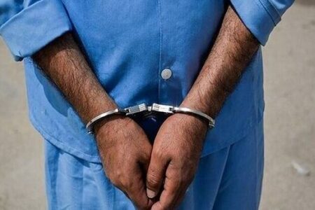 دستگیری دلال ارزی با ۳۲۰ هزار دلار در مترو
