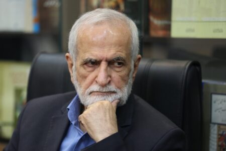 کمال خرازی: از ارتقای برنامه موشکی غفلت نمی‌کنیم/ فقط بر سر میزان غنی‌سازی حرف می‌زنیم