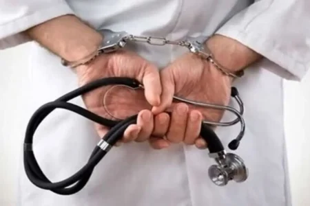 دستگیری پزشک قلابی حین عمل لیپوساکشن در منزل!
