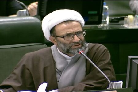 حمله چندگانه نماینده مجلس به دولت پزشکیان؛ آیا این بود همان دولت متخصصان؟/ آیا اظهارات برخی از افراد در شورای اطلاع رسانی دولت تشویش اذهان عمومی نیست؟