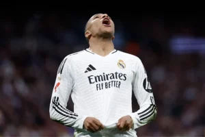 درگیری دوباره امباپه و پاریسی‌ها