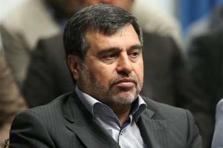 نماینده مجلس: در جلسه سه شنبه از وزرا و نمایندگان راهکاری نشنیدم/ چوپان‌های ما در کوه‌های ایلام بهتر مشکلات و مسائل را می‌دانند و می‌توانند بیان کنند