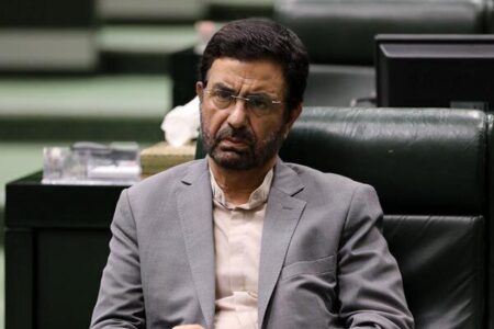 عضو کمیسیون امنیت ملی مجلس: نباید از بحث رفاهیات نیروهای مسلح غافل باشیم/ بودجه نیروهای مسلح در سال ۱۴۰۴ هنوز به‌طور کامل تخصیص نیافته است