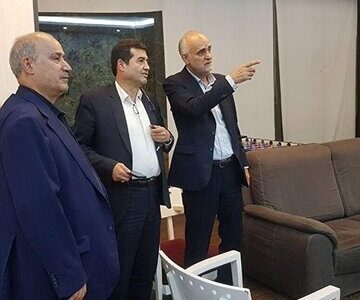 نه دنیامالی و نه تاج، نمی توانند در برابر بی اخلاقی های فوتبالی ها بایستند/ جریمه هم که می کنند برای درامد است