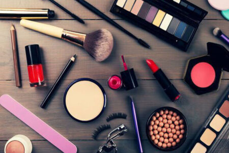 هشدار درباره خطرهای مواد آرایشی چشم و سرمه‌های غیراستاندارد