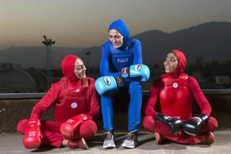 محرومیت سنگین برای خواهران منصوریان/فدراسیون فوتبال یاد بگیرد!