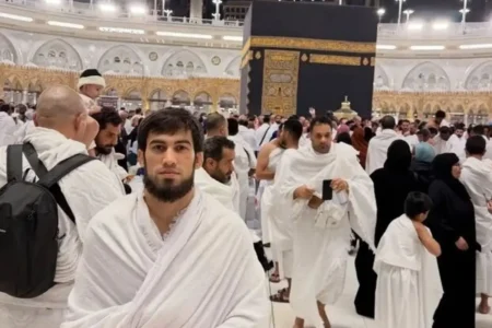 کشتی‌گیر استقلال تغییر تابعیت داد!