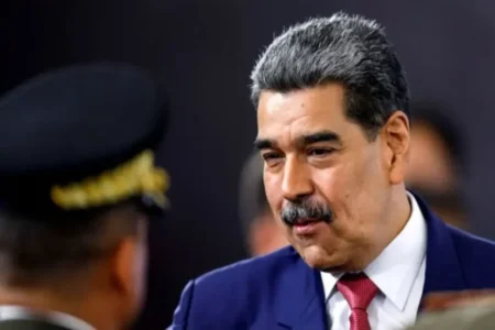 لباس مادورو هنگام بازداشت چقدر ارزش داشت؟