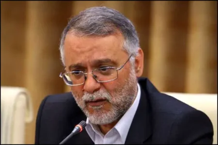 «مجلس»؛ ماشین تولید مجازات یا رأس امور؟ نقد اظهارات عضو شورای انقلاب فرهنگی درباره مصوبه صوت و تصویر فراگیر
