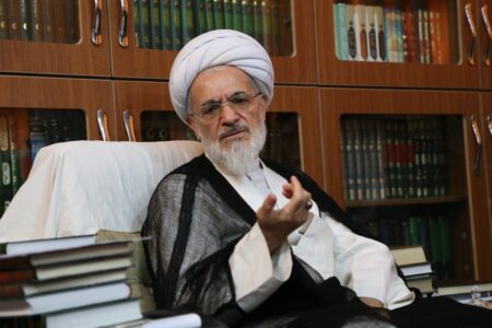 عدم برگزاری جشن نیمه‌ شعبان در دفتر یک مرجع تقلید/ جزئیات