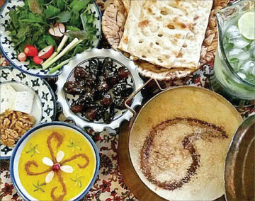 چطور افطار کنیم؟/ توصیه‌های یک متخصص تغذیه