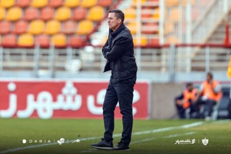 اوسمار از روزهای جنگ می‌گوید: صبحانه می‌خوردیم که حملات شروع شد
