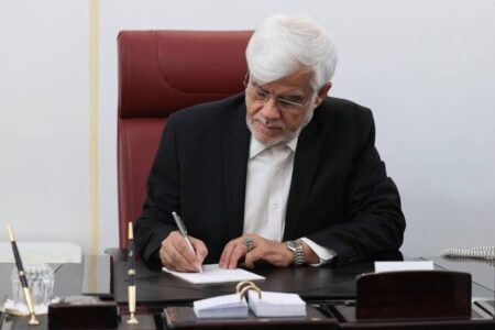 عارف: «دولت جنگ و سازندگی» ایران را قوی‌تر از هر دورانی می‌سازد