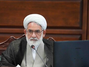 منتظری: درس عبرتی به ترامپ قمار باز خواهیم داد تا دیگر چنین غلطی نکند