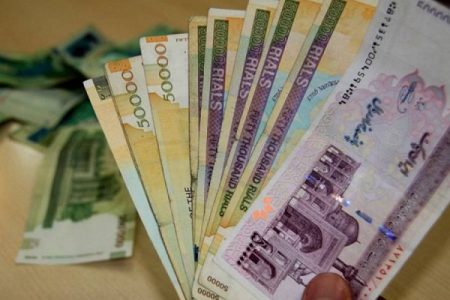 انتقاد اصولگرایانه از دوبرابرشدن حقوق استادن دانشگاه/ باعث نارضایتی کارمندان دانشگاهها شدید