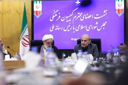 رئیس صدا و سیما کنار آقاتهرانی/ جبلی: مخاطبان رسانه ملی ۱۴ درصد رشد کردند/ در این ۵ سال با بحران‌های بزرگی روبه‌رو شدیم