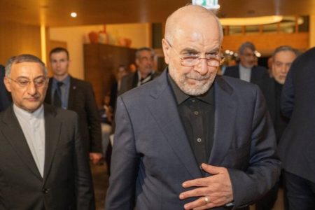 واکنش قالیباف به سوپر سیو بیرانوند مقابل بلژیک؛ ما این‌گونه از سرزمین‌مان دفاع می‌کنیم+ عکس