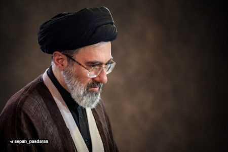پیام تسلیت رهبر انقلاب به مناسبت درگذشت مادر شهیدان مظفر
