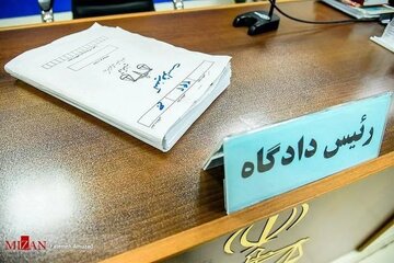 کیفرخواست یک مدیر شهرداری و یکی از اعضای شورای این شهر صادر شد